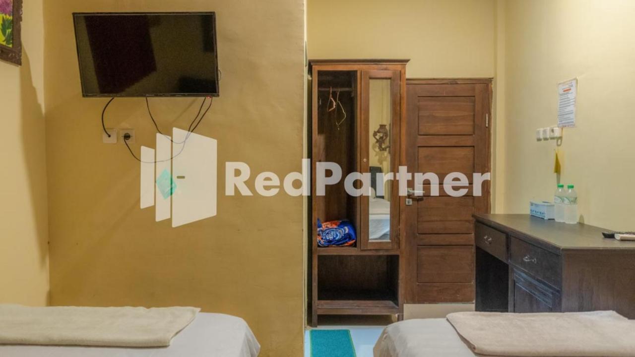 Vandhela Homestay Syariah Mitra Reddoorz Surabaya Eksteriør billede
