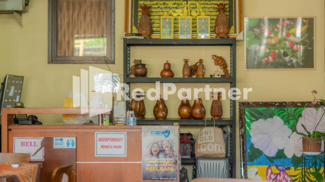 Vandhela Homestay Syariah Mitra Reddoorz Surabaya Eksteriør billede